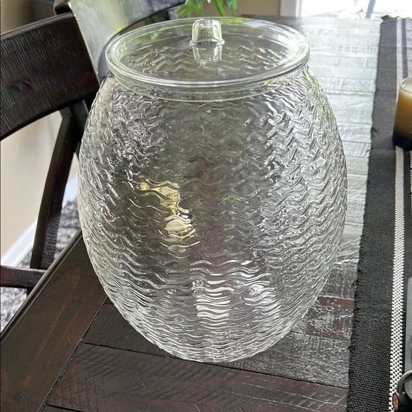 Opal house by Target, plastic drink container - Picture 2 of 5